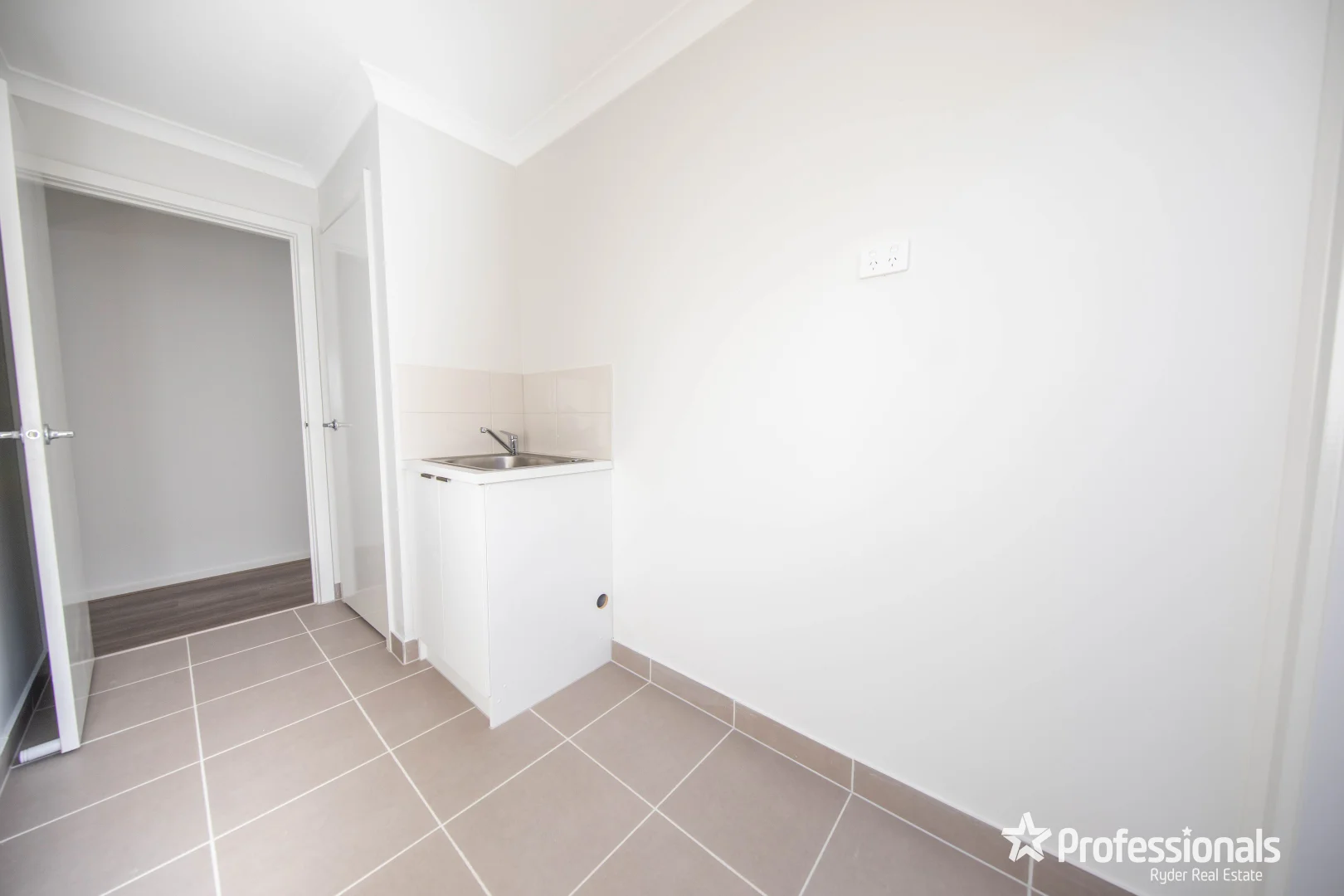 Additional image 15 of 20 Claudia Cr, Kurunjang VIC 3337