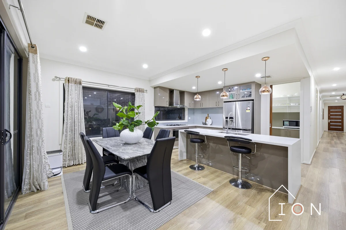 Additional image 3 of 8 Bluebank Avenue, Clyde North VIC 3978