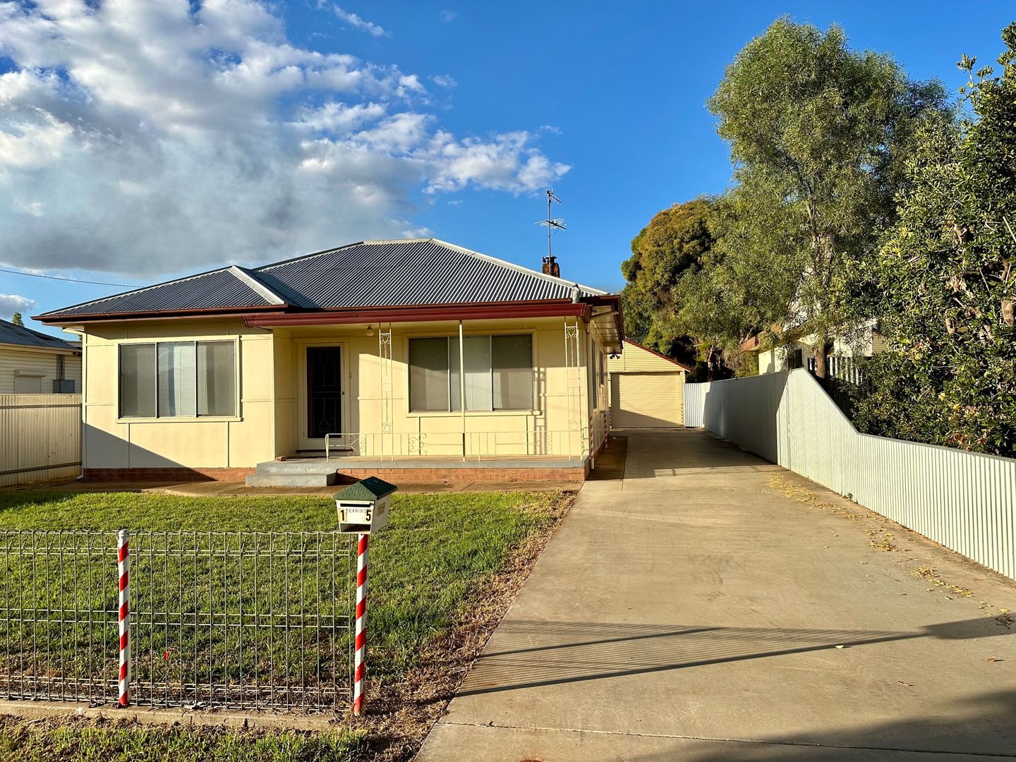15 Kywong Street, Griffith NSW 2680