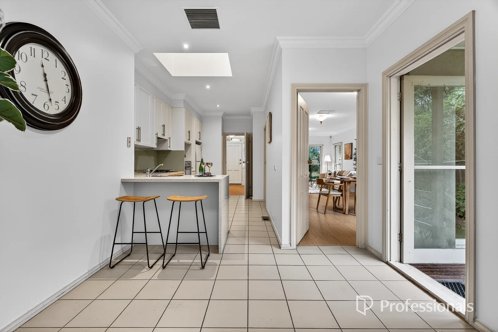 Additional image 4 of 1/4 Hopetoun Avenue, Canterbury VIC 3126