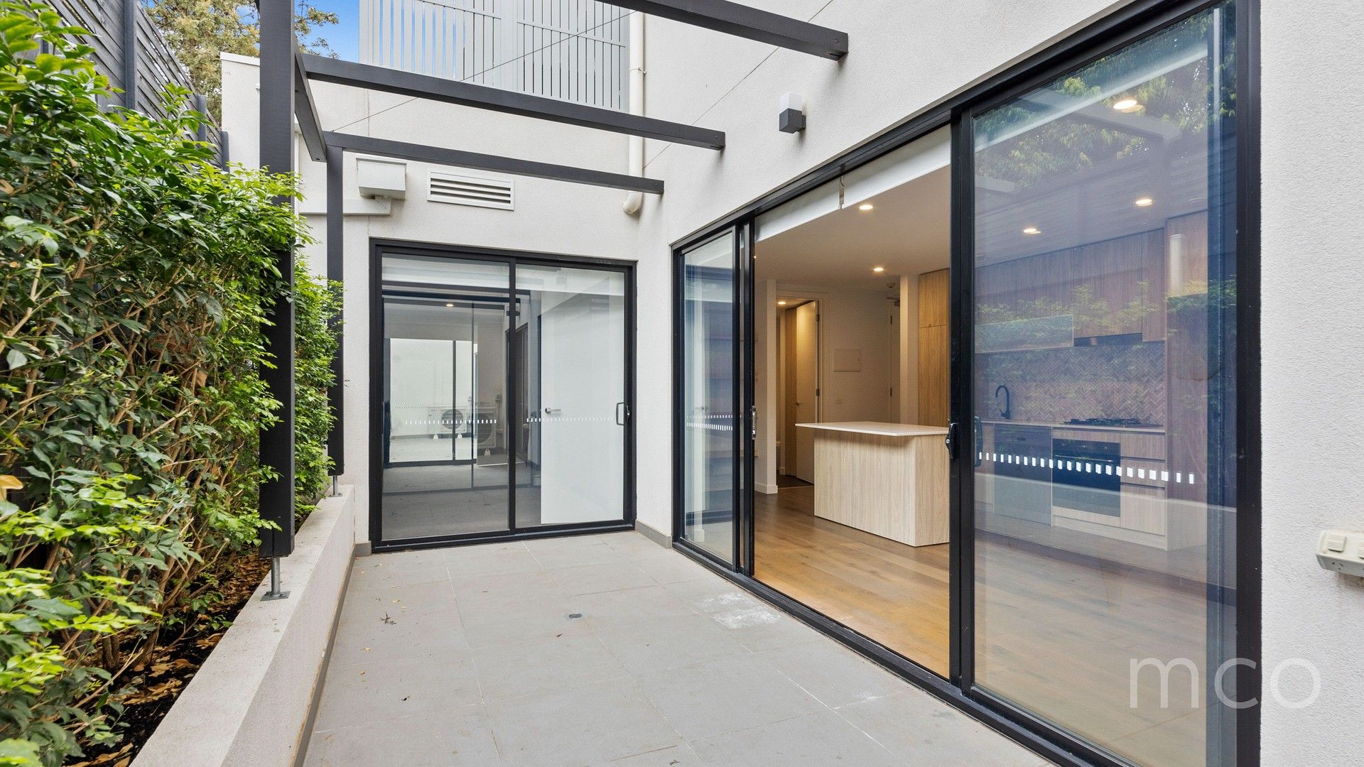 2 bedrooms Apartment / Unit / Flat in 3/681 Inkerman Road CAULFIELD NORTH VIC, 3161