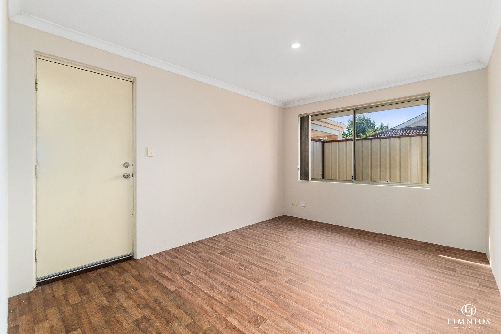 3 bedrooms Townhouse in 1/107 Bronzewing Avenue ELLENBROOK WA, 6069