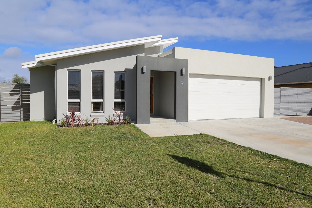 7 Sommet Street, Castletown WA 6450, Image 0