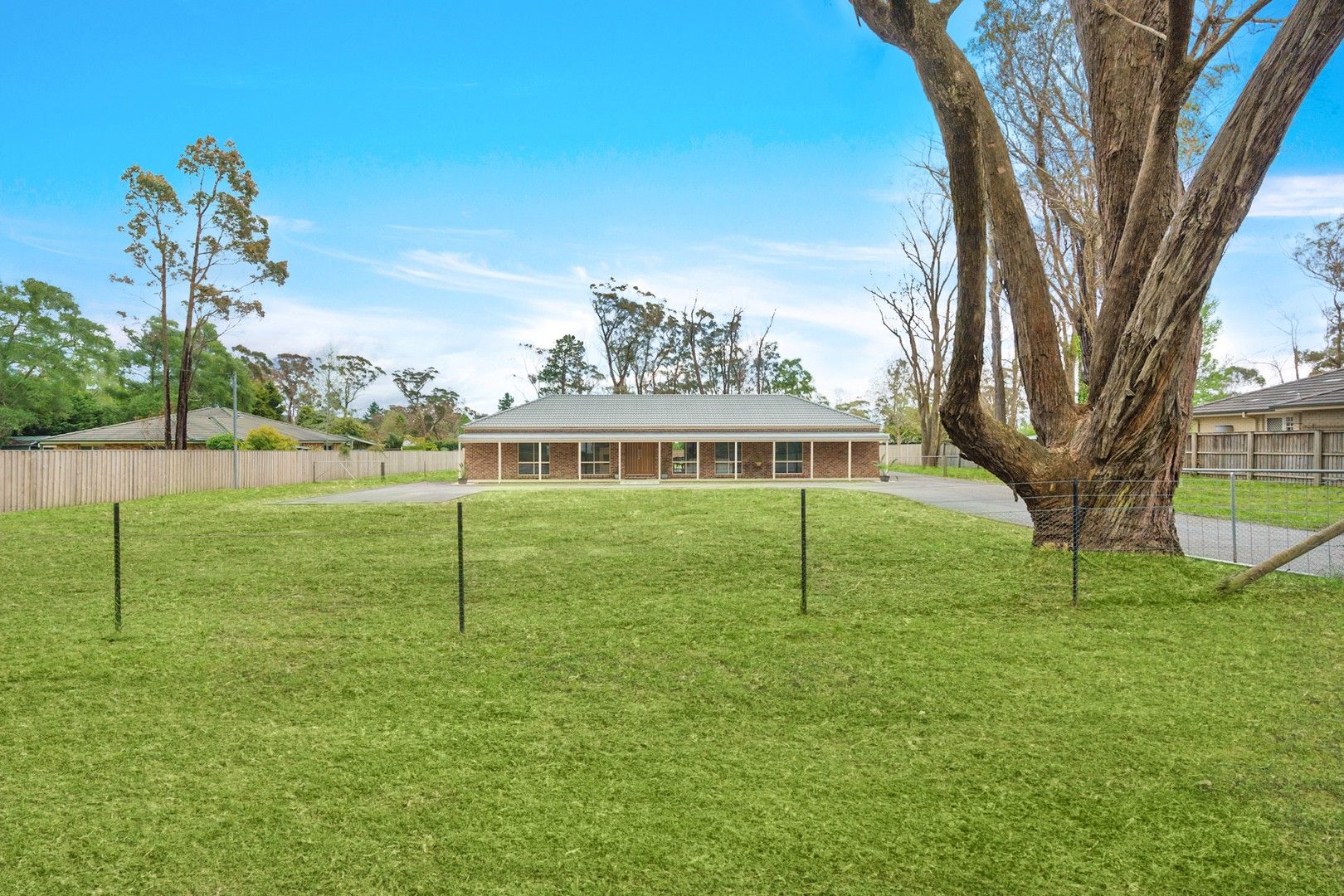 4 bedrooms House in 14 MYRTLE STREET COLO VALE NSW, 2575