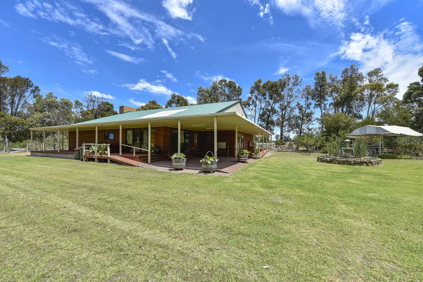 158 Pinks Beach Road, Kingston Se SA 5275, Image 1