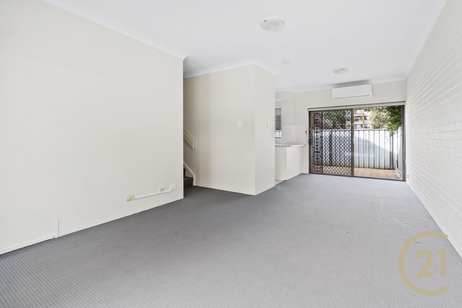 7/156 Moore Street, Liverpool NSW 2170, Image 1