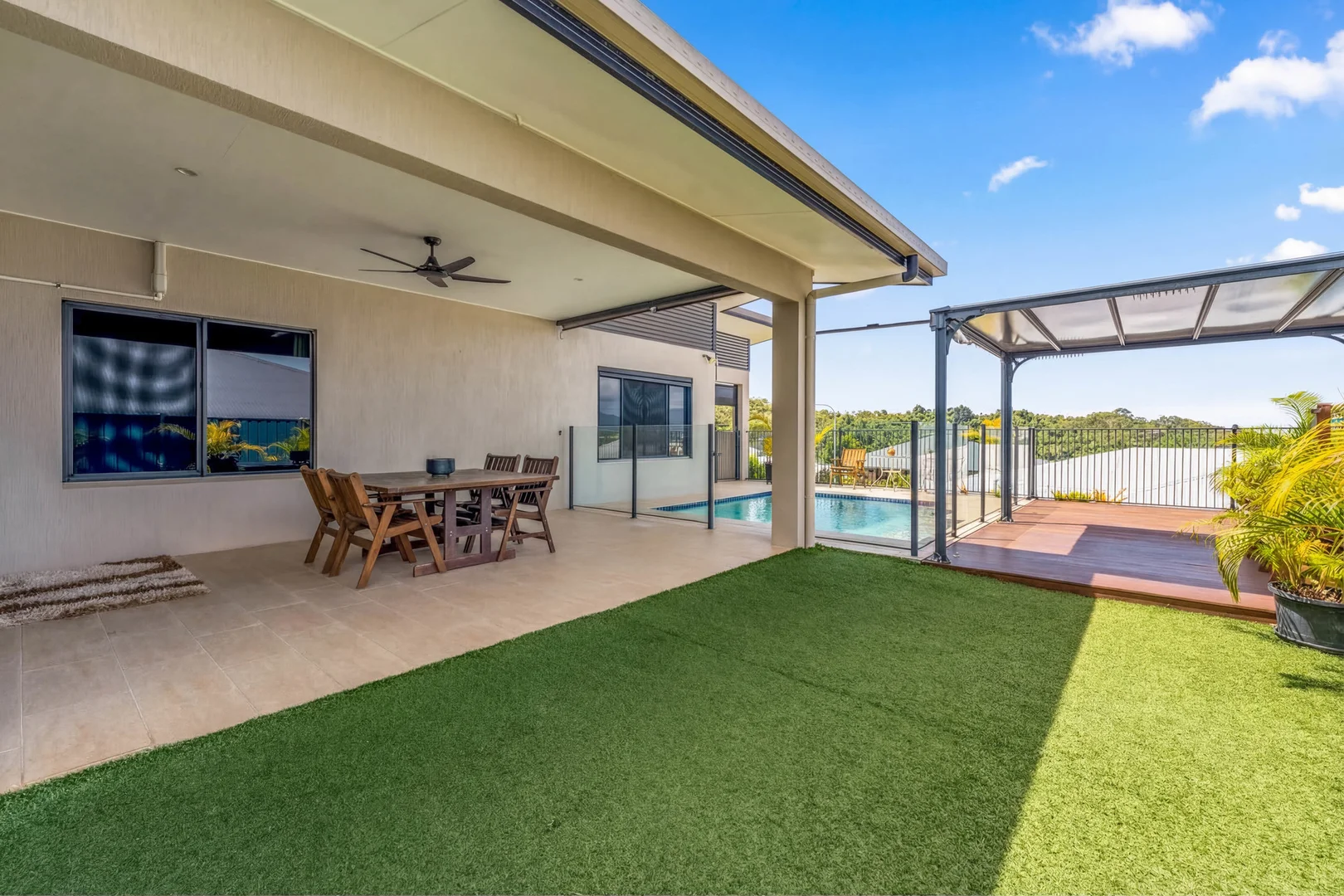 Additional image 10 of 126 McFarlane Drive, Kanimbla QLD 4870