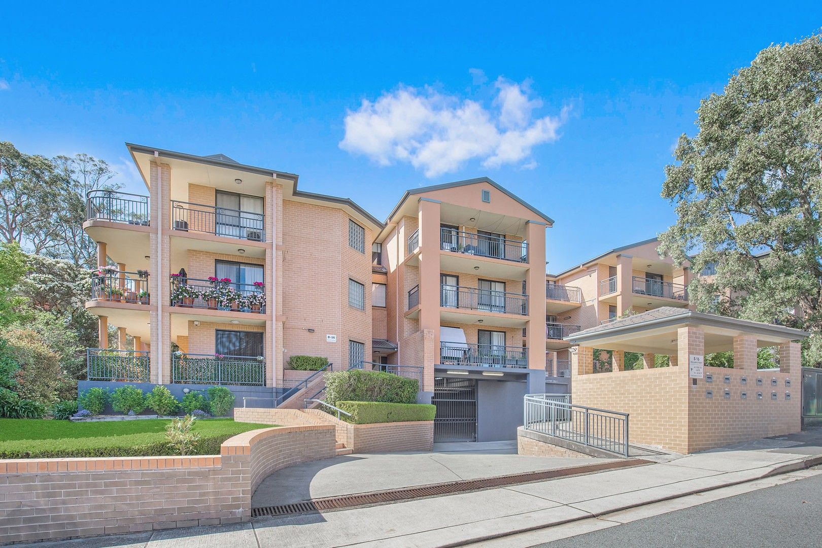 2 bedrooms Apartment / Unit / Flat in 30/8-16 William Street RYDE NSW, 2112