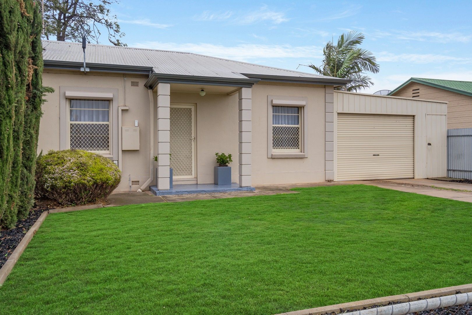 3 bedrooms House in 218 Tapleys Hill Road SEATON SA, 5023