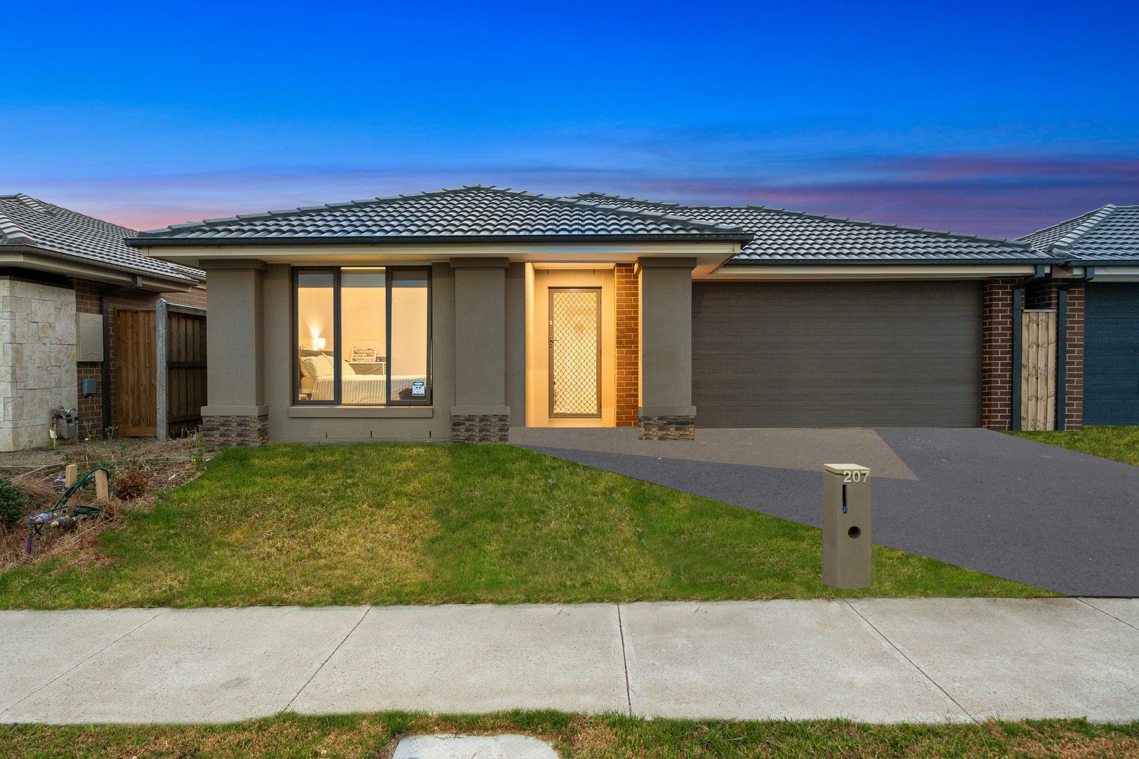 207 Morison Road, Cranbourne East VIC 3977, Image 2