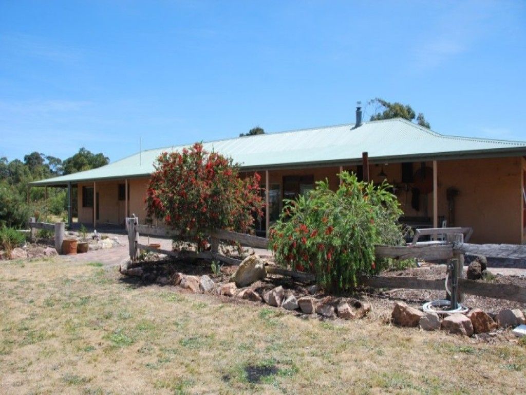 125 Charles Hall Road, Yanakie VIC 3960