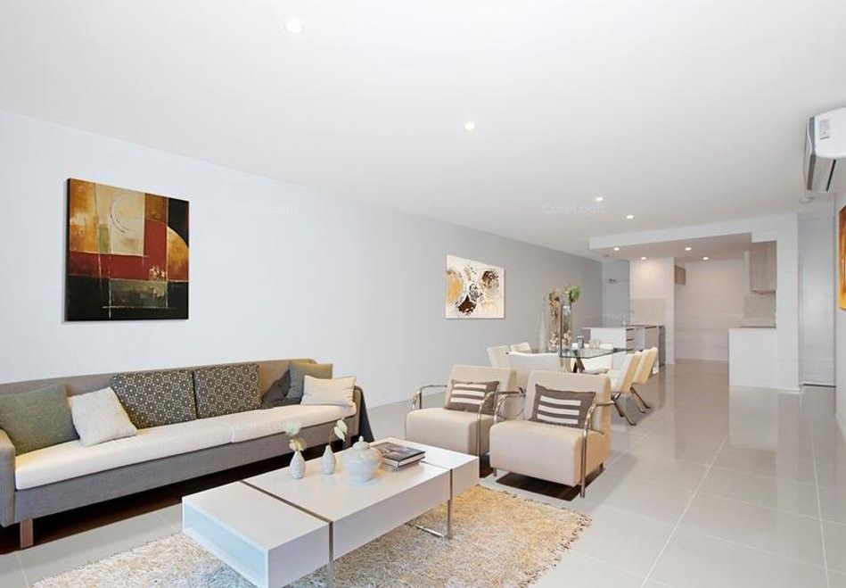 3 bedrooms House in 2/35 Burrai Street MORNINGSIDE QLD, 4170