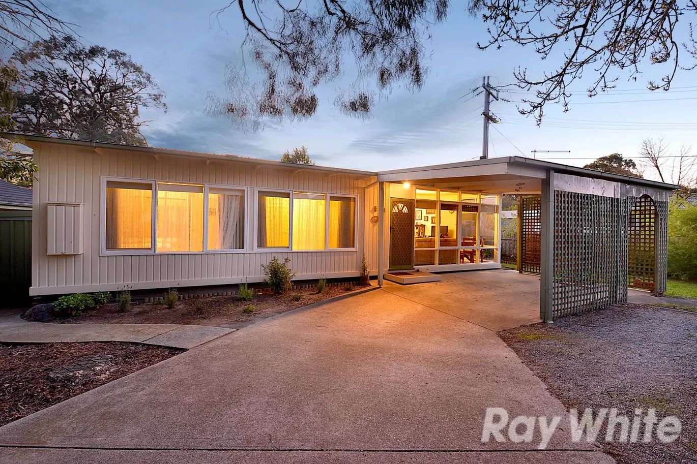 65 McMahons Road, Ferntree Gully VIC 3156 House For Rent 420 Domain