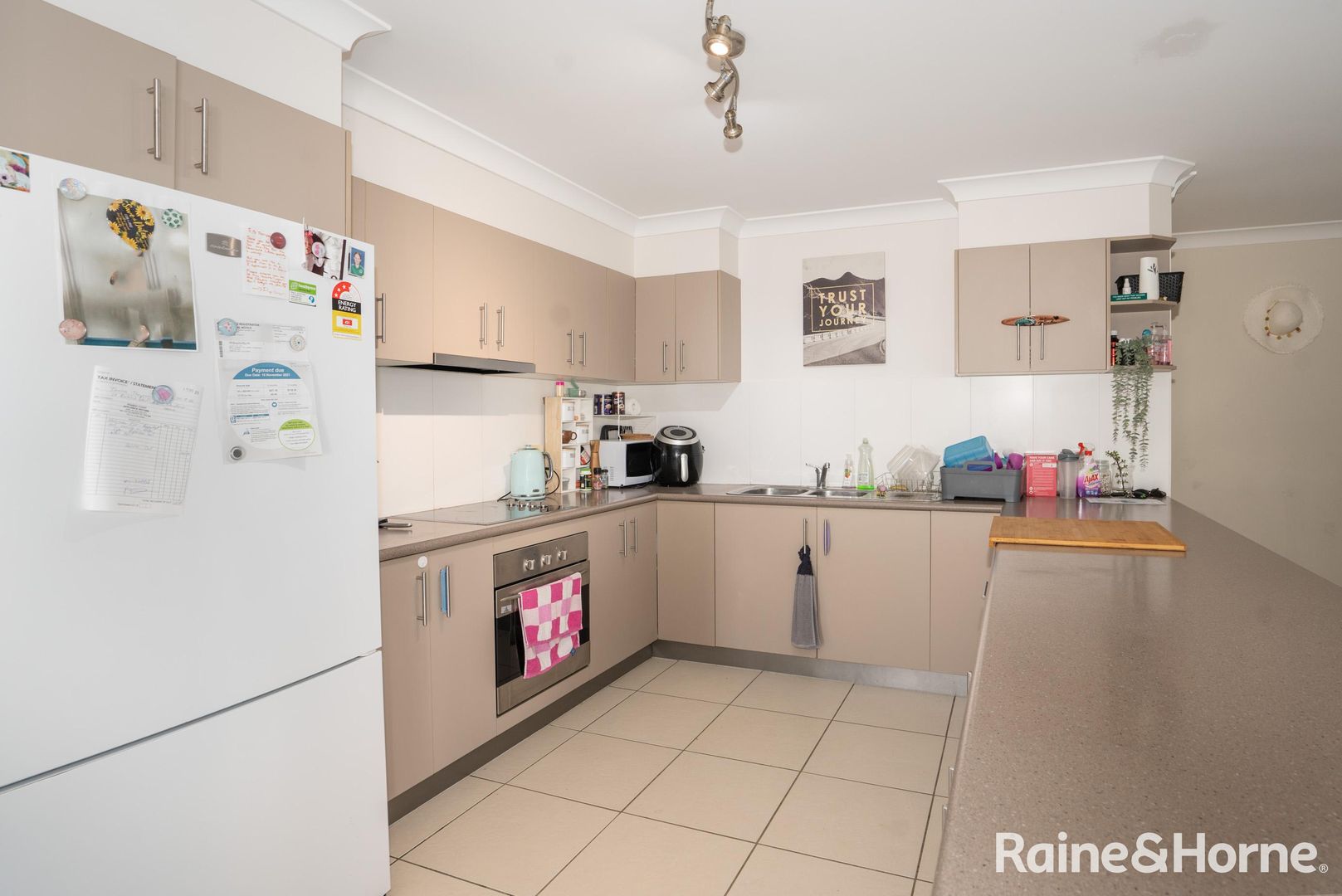 19 Parklink West Avenue, Wondunna QLD 4655, Image 2