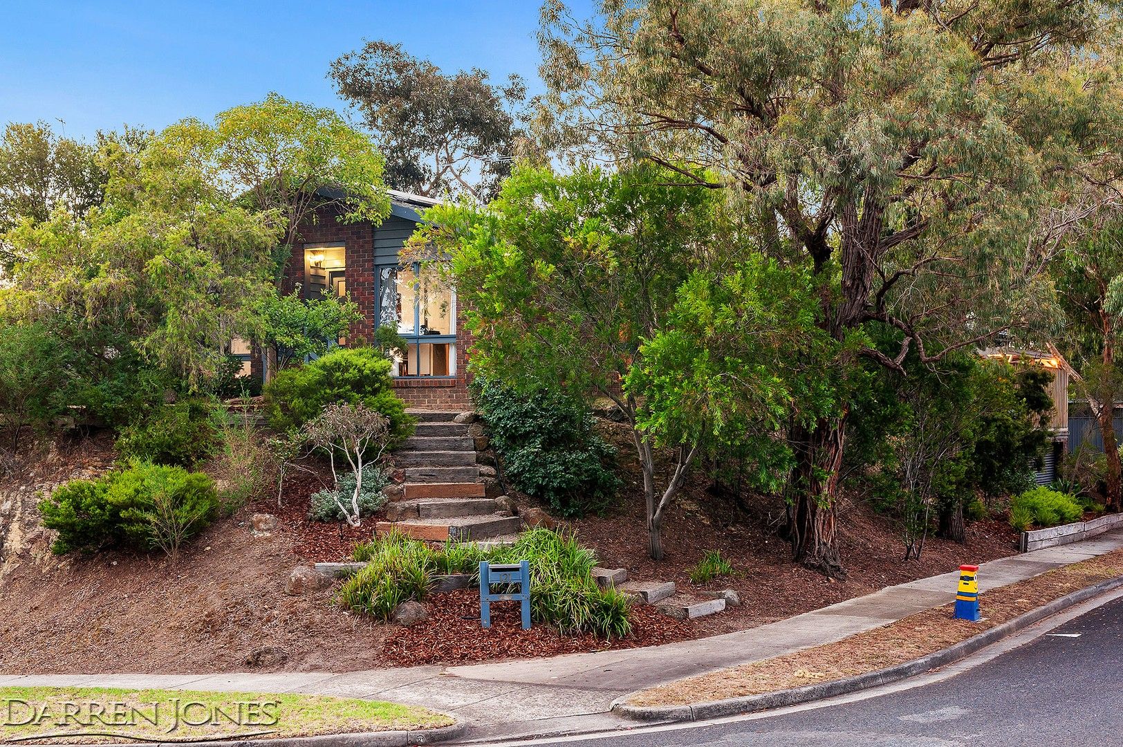 121 Plenty River Drive, Greensborough Property History & Address