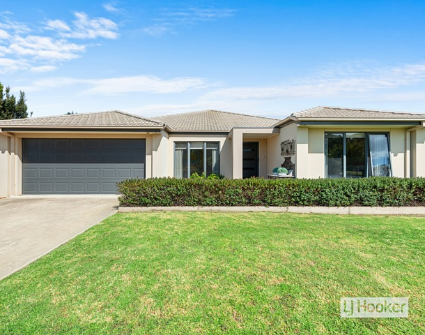 18 The Grange , Paynesville VIC 3880