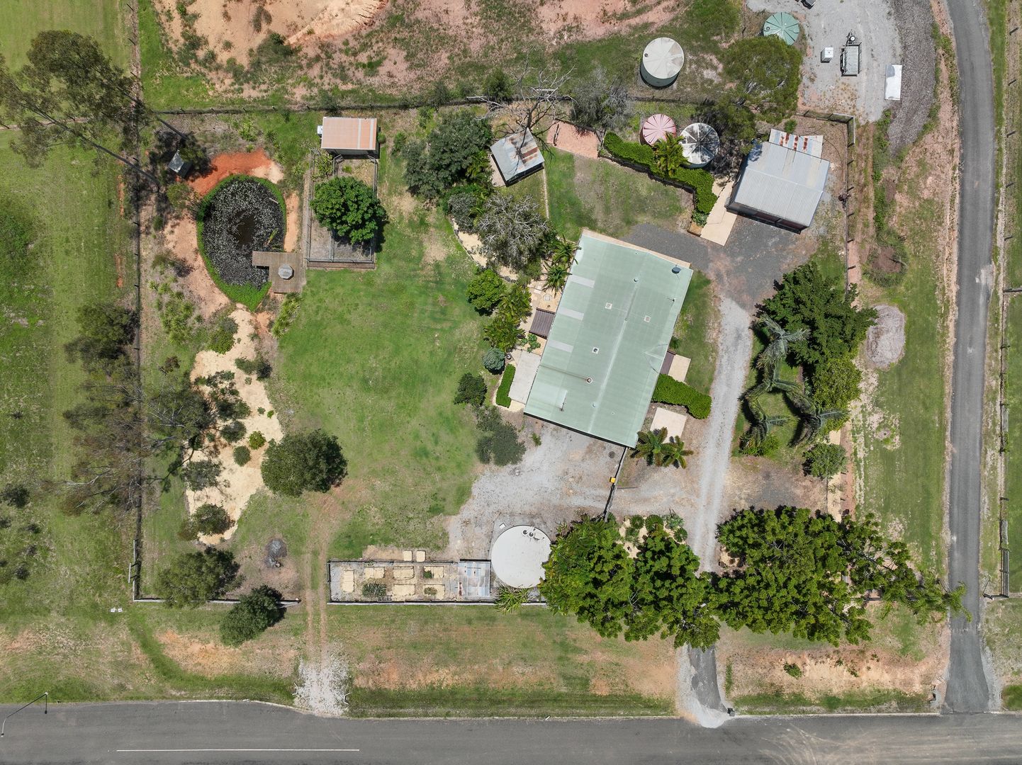 18 Thomsen Road, Burua QLD 4680, Image 2