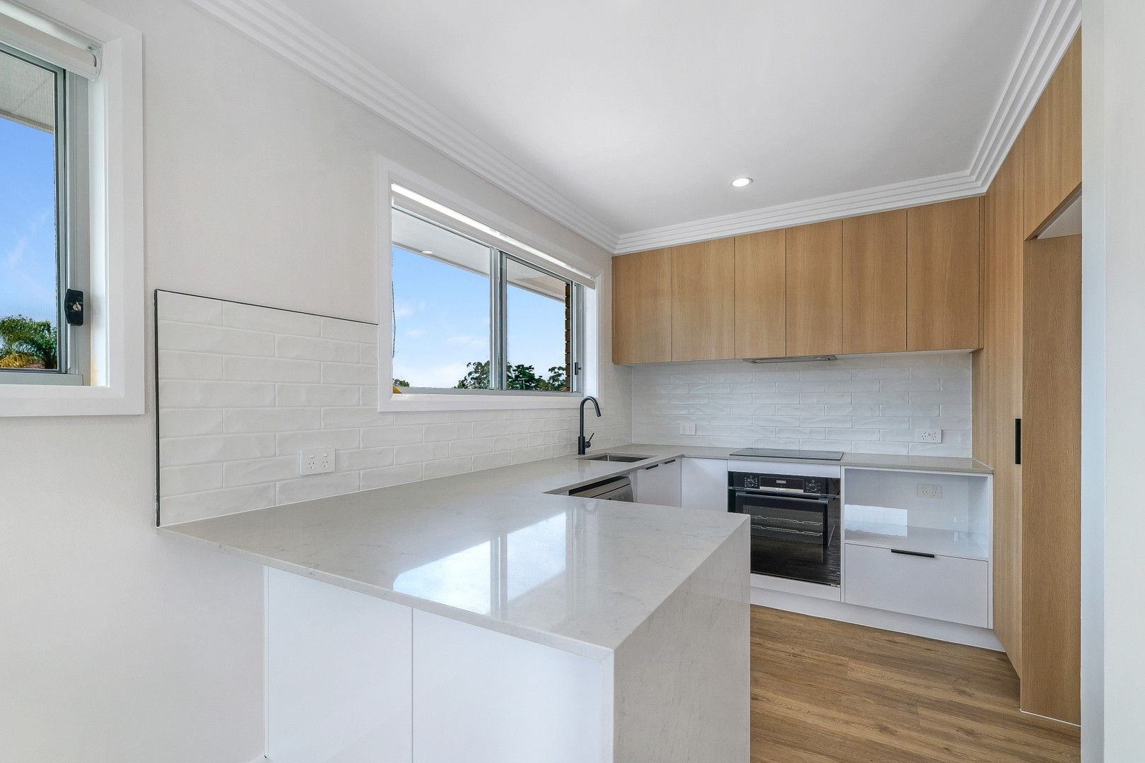 2 bedrooms Apartment / Unit / Flat in 8/47 Duet Drive MERMAID WATERS QLD, 4218