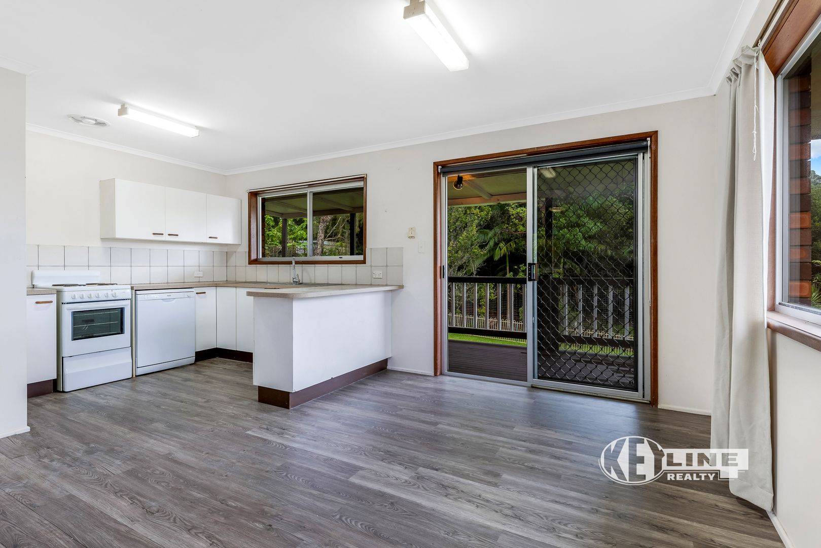 37 Raylee Avenue, Nambour QLD 4560, Image 1