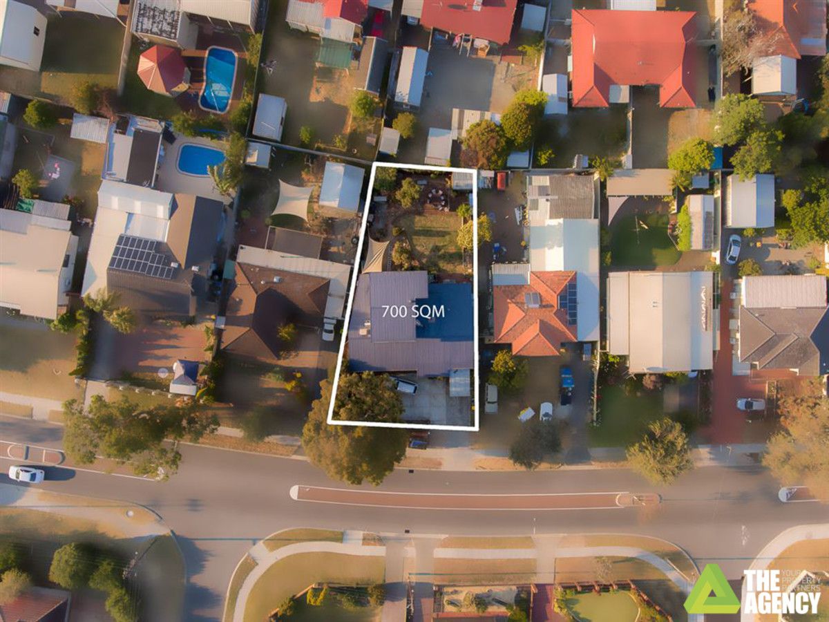 19 Amberton Avenue, Girrawheen WA 6064, Image 0