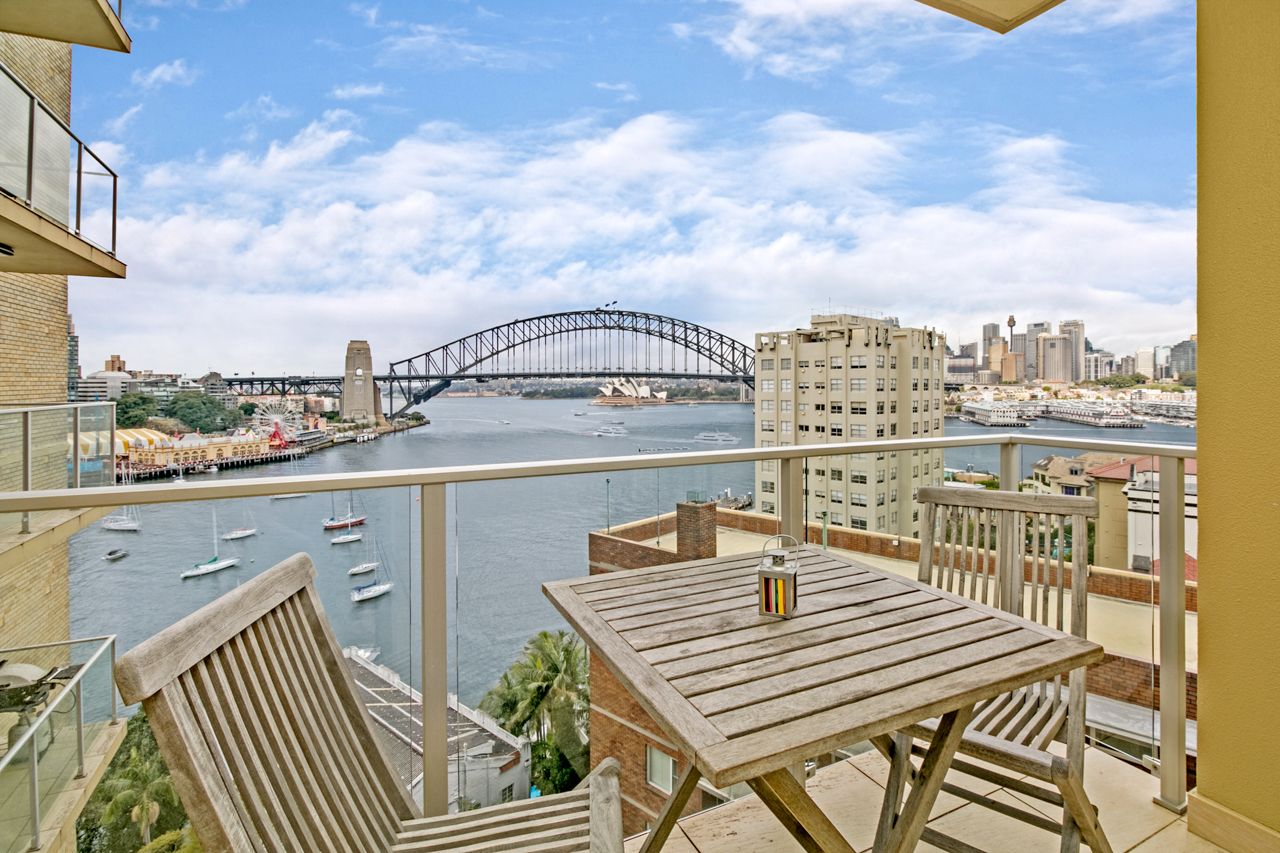 2 bedrooms Apartment / Unit / Flat in 66/21 East Crescent Street MCMAHONS POINT NSW, 2060