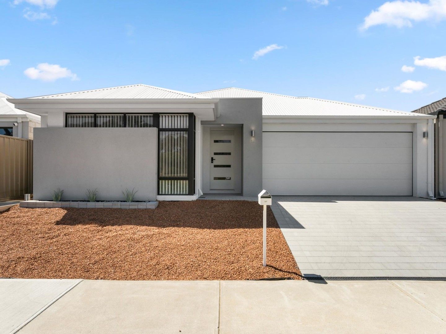 16 Honeymyrtle Avenue, Beeliar WA 6164, Image 0