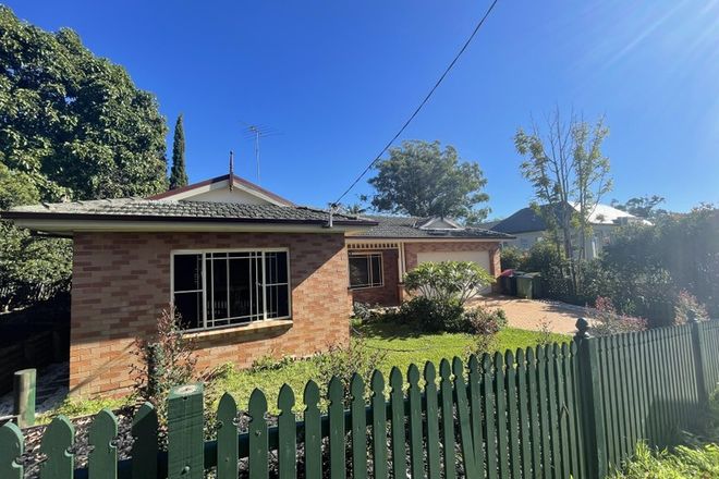 Picture of 2 Raymond Avenue, WARRAWEE NSW 2074