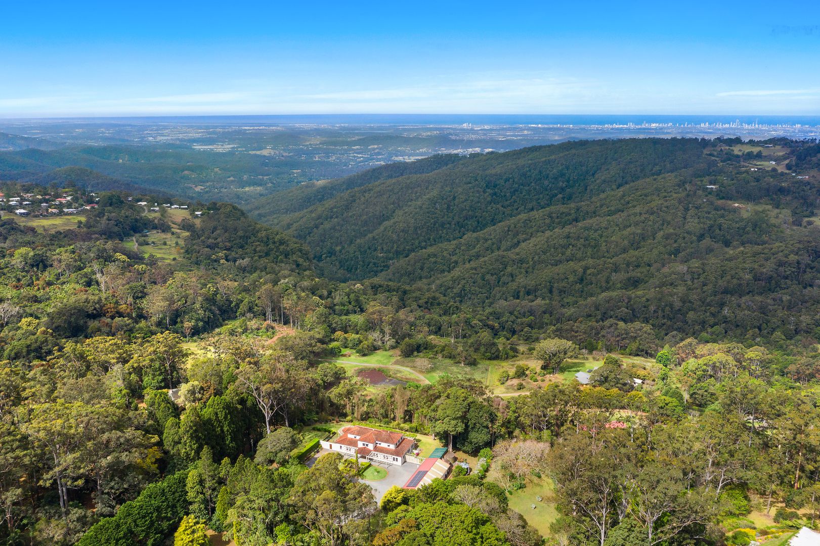 43 45 Bishopp Court Tamborine Mountain Qld 4272 Domain