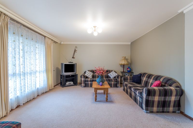 23 Brookdale Close, GILLES PLAINS SA 5086, Image 2