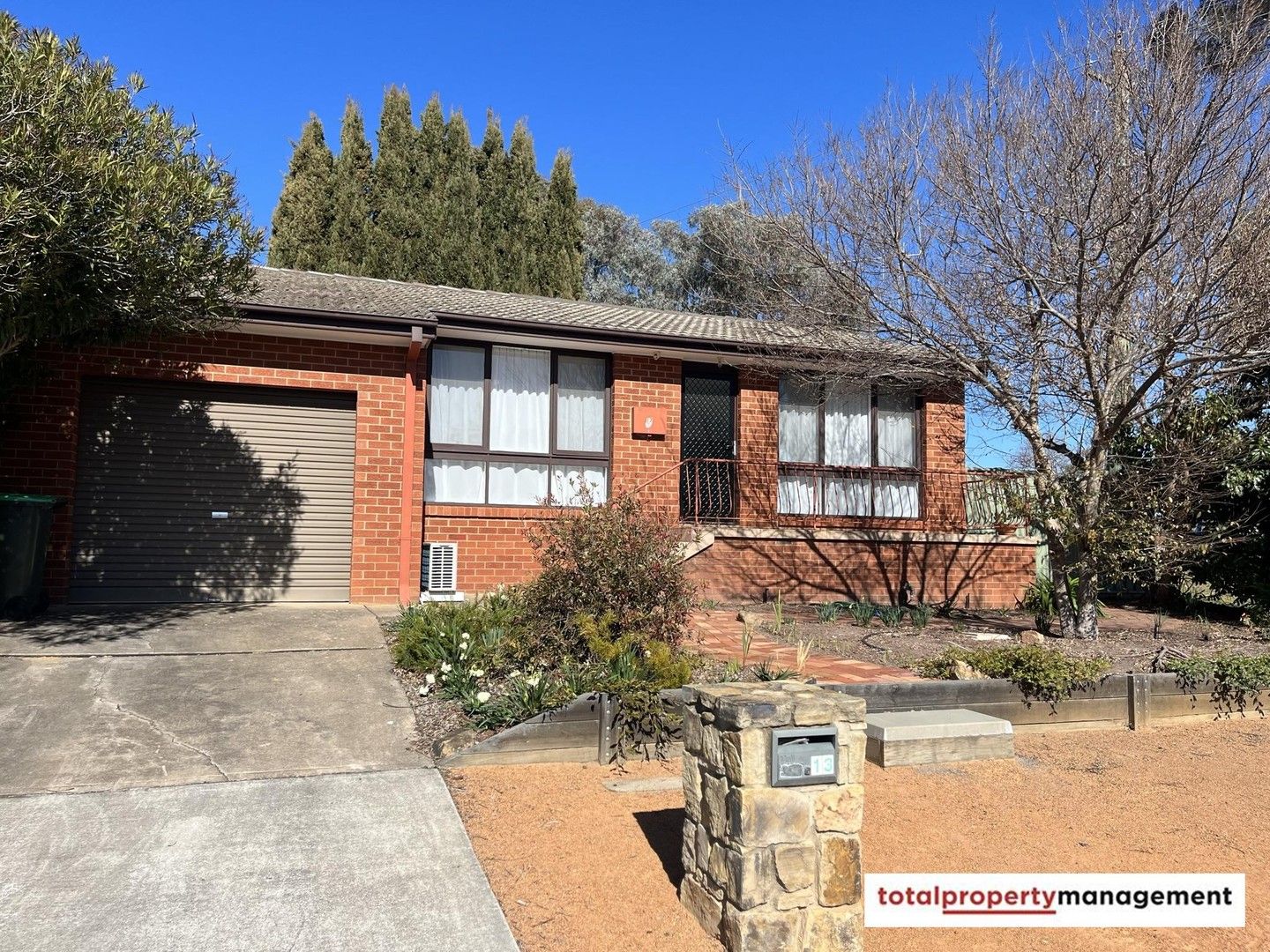 2 bedrooms House in 13 Crockett Place HOLT ACT, 2615