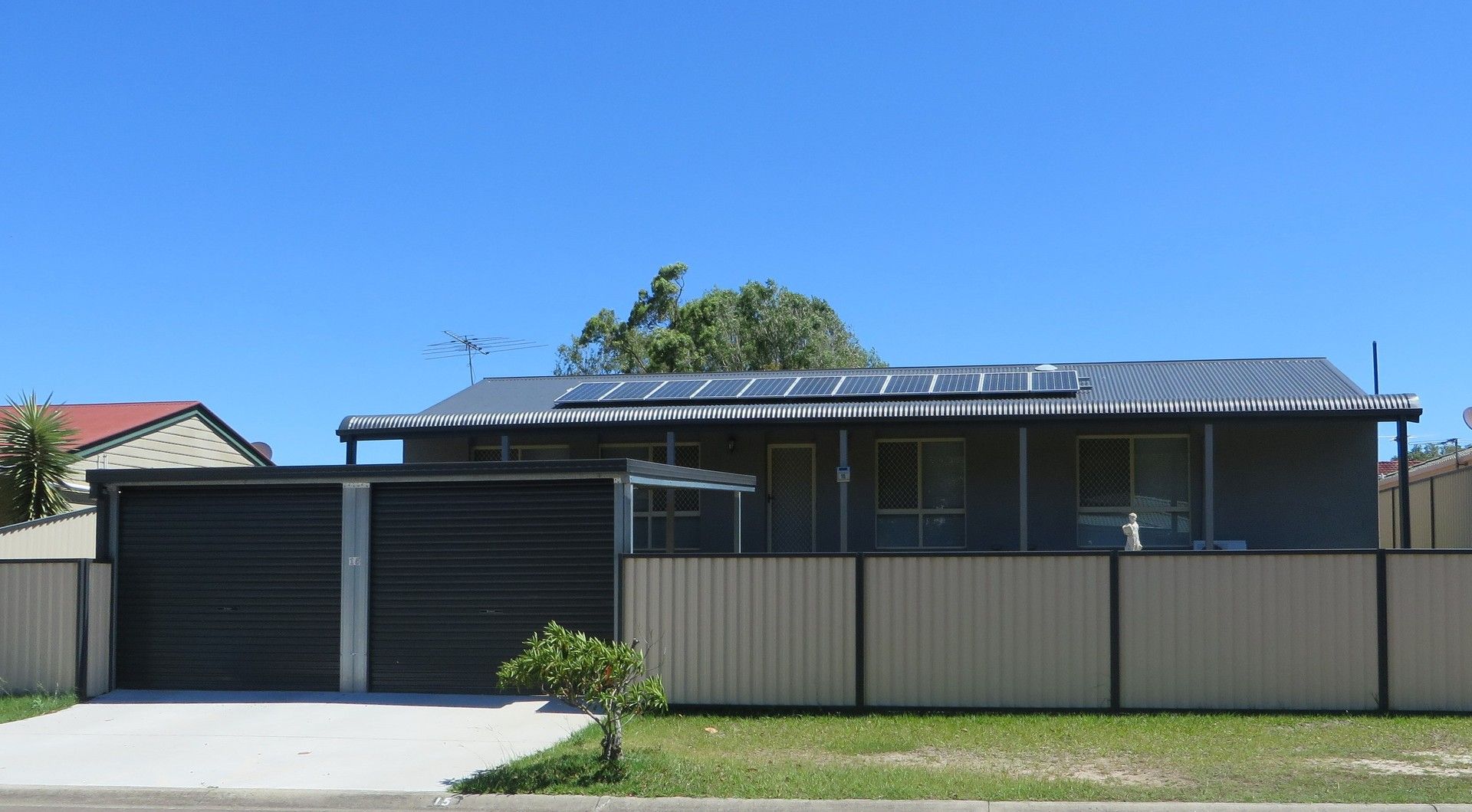 4 bedrooms House in 15 Stamp Street DECEPTION BAY QLD, 4508