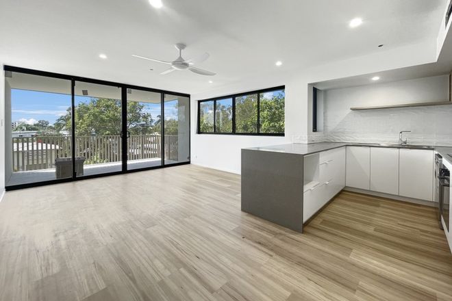 Picture of 3/14 Norman Avenue, MAROOCHYDORE QLD 4558