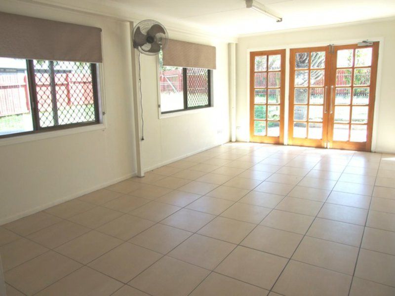 39 Hampton Drive, Tannum Sands QLD 4680, Image 0