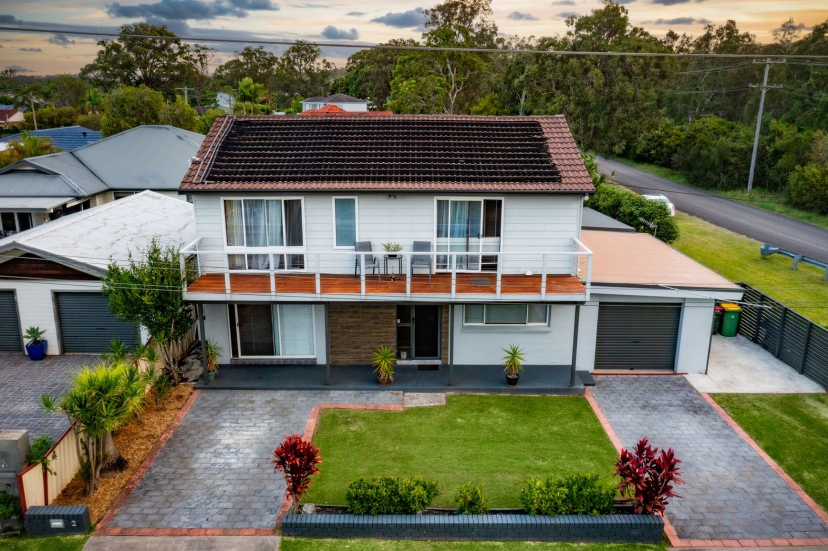 2 Hinemoa Avenue, Killarney Vale NSW 2261 Domain