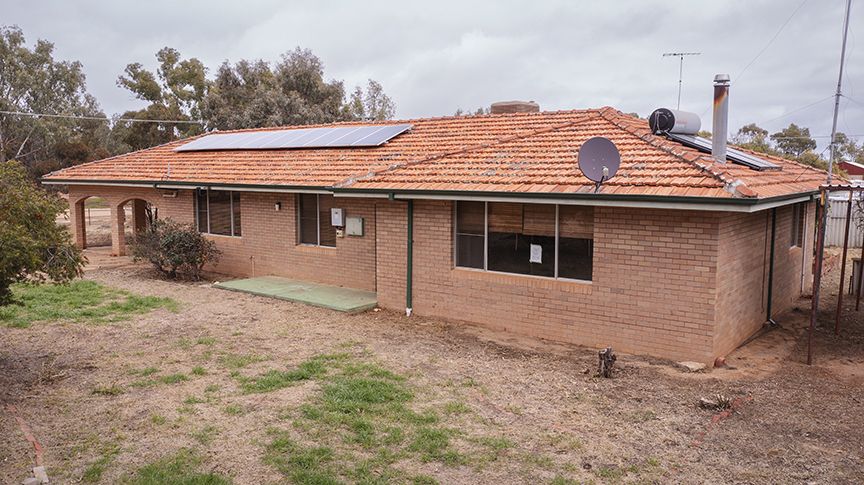 1 Young Avenue, Kondinin WA 6367, Image 1