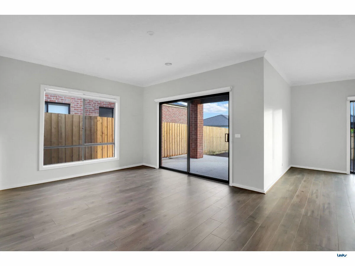 24 McCubbin Drive, Mount Duneed VIC 3217