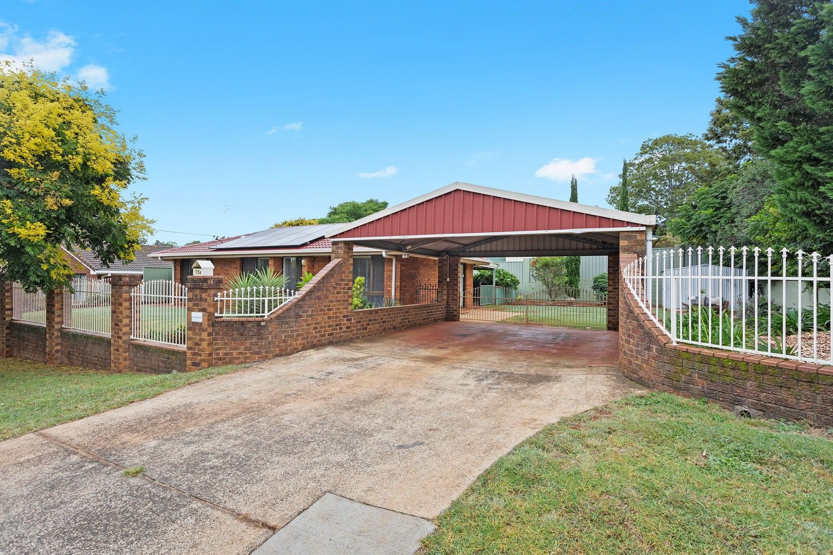 2 Miranda Drive, Wilsonton Heights QLD 4350, Image 0