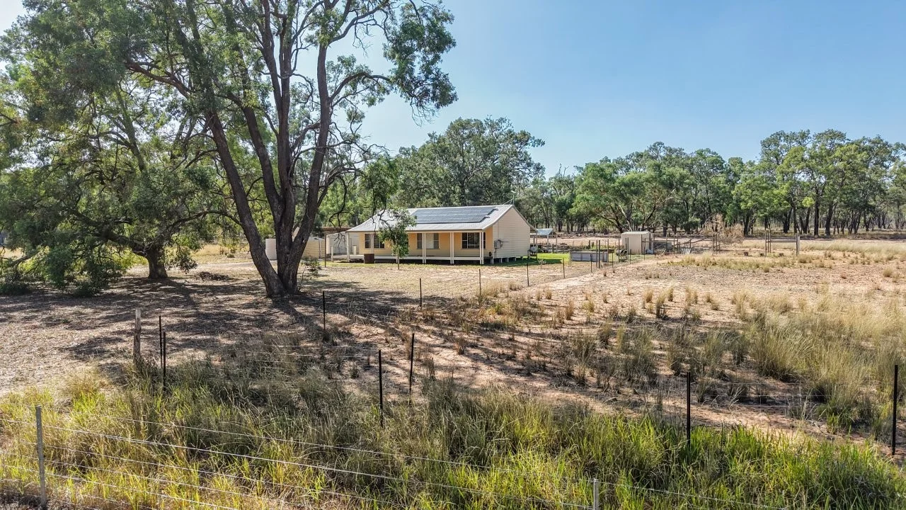136 Bilamurru Road, Mendooran NSW 2842