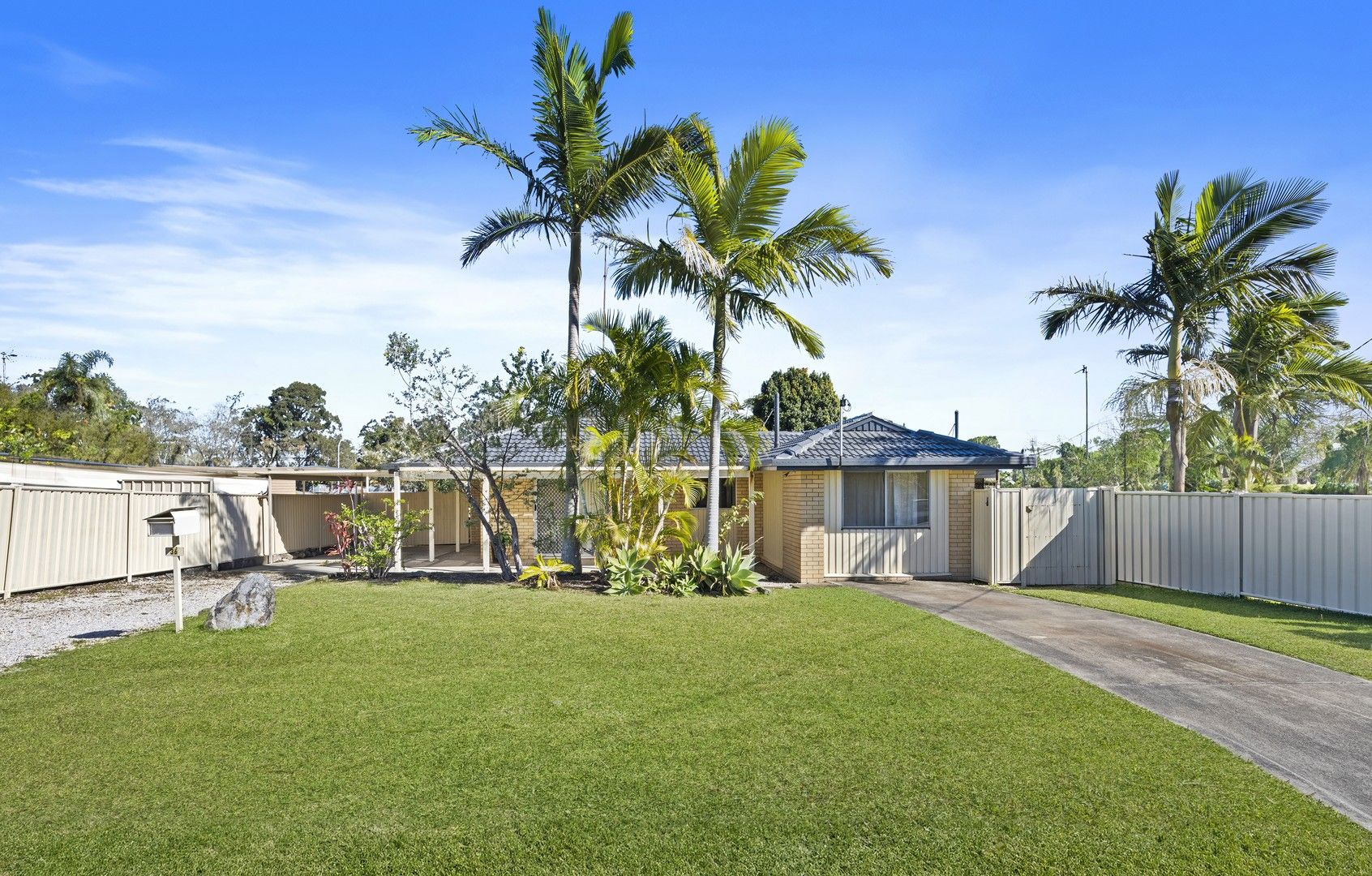 4 bedrooms House in 36 Harran Street SOUTHPORT QLD, 4215