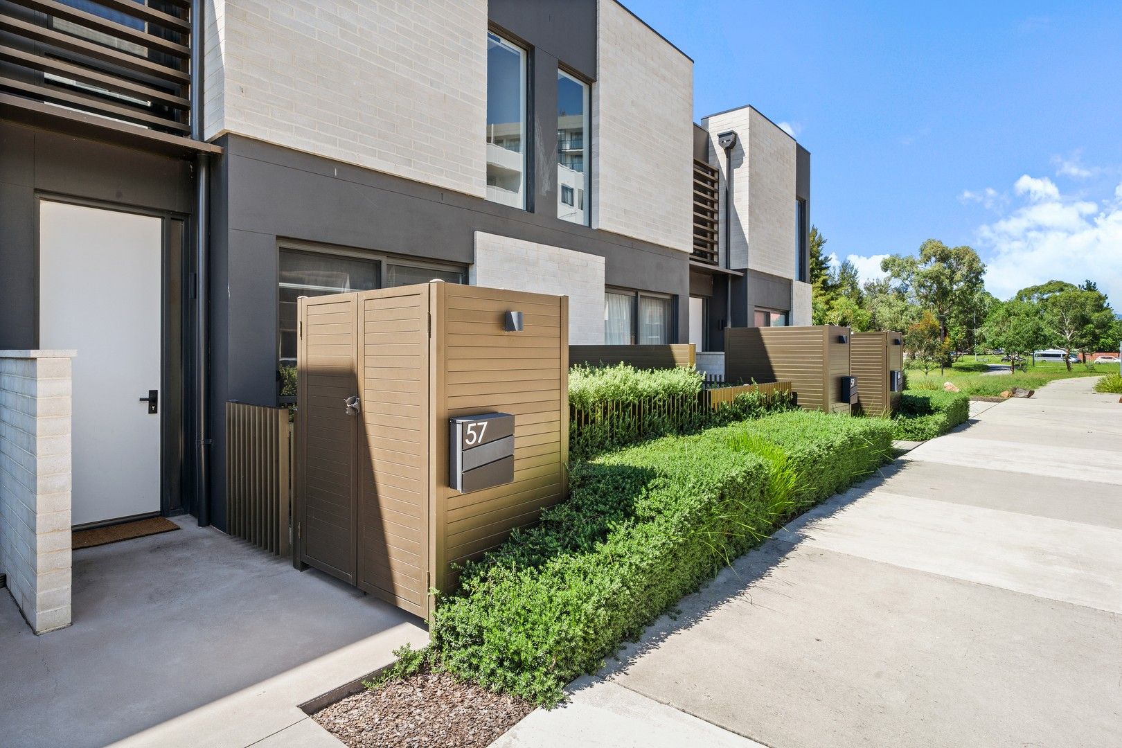 7/57 Cynthea Teague Crescent, Greenway ACT 2900, Image 1