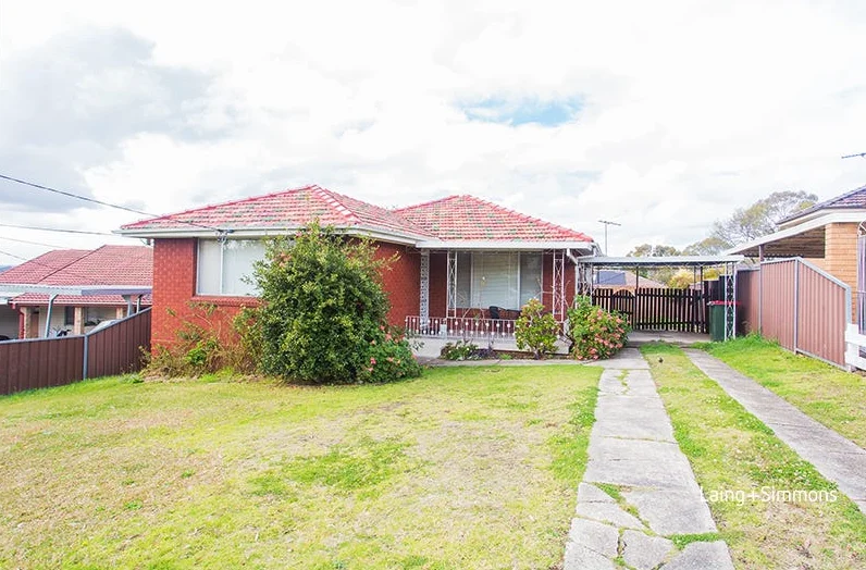 208 Cornelia Road, Toongabbie NSW 2146