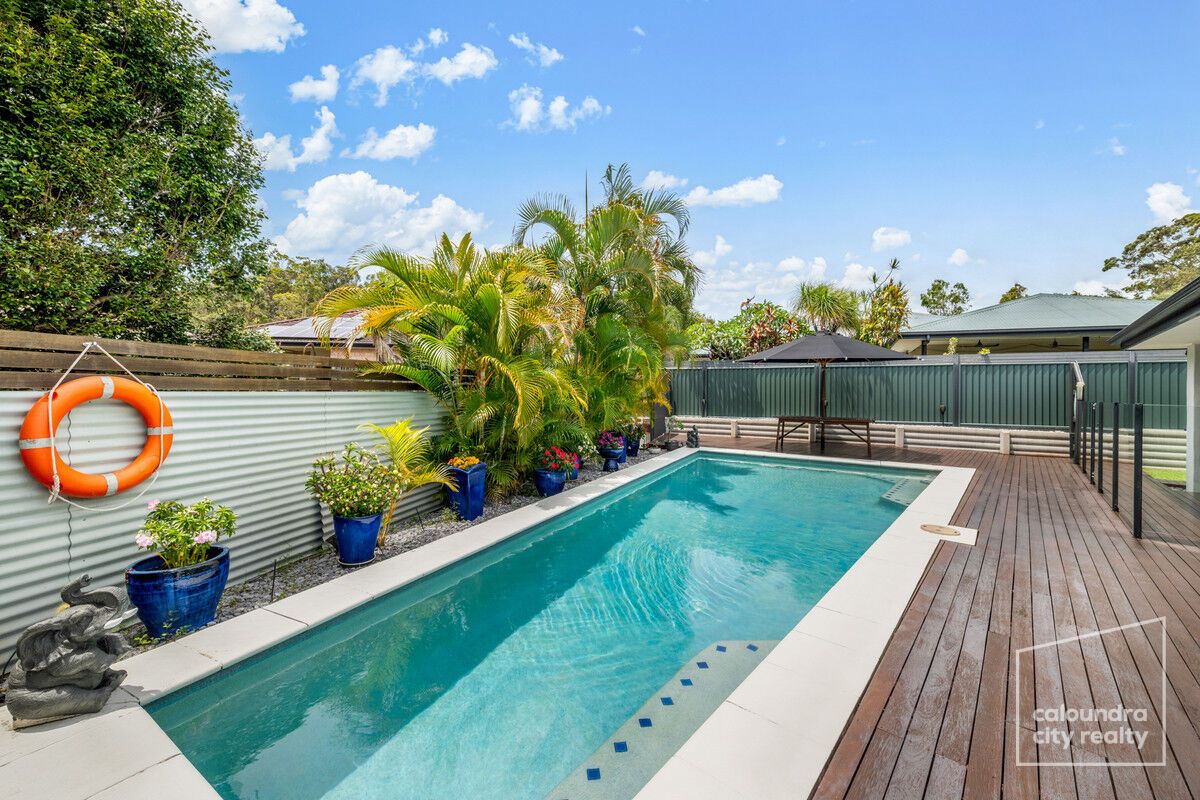 4 bedrooms House in 29 Hillview Crescent LITTLE MOUNTAIN QLD, 4551