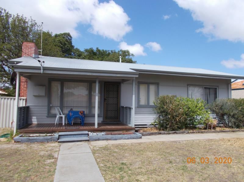 3 bedrooms House in Montrose Street NOLLAMARA WA, 6061