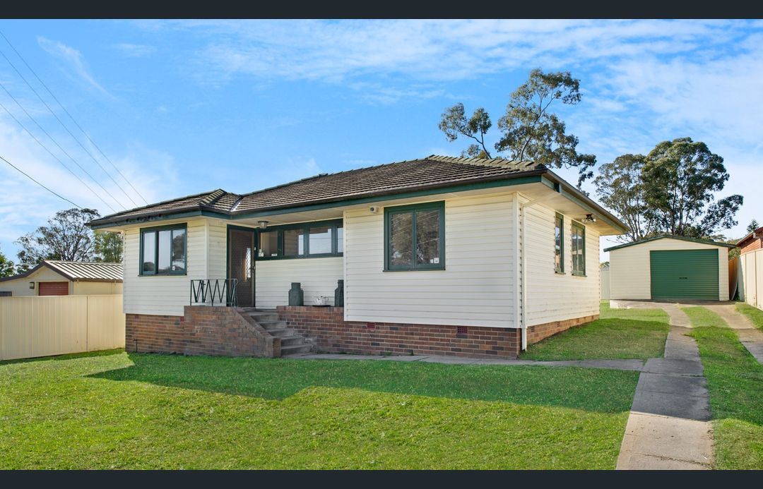 16 Gundibri St, Busby NSW 2168, Image 0