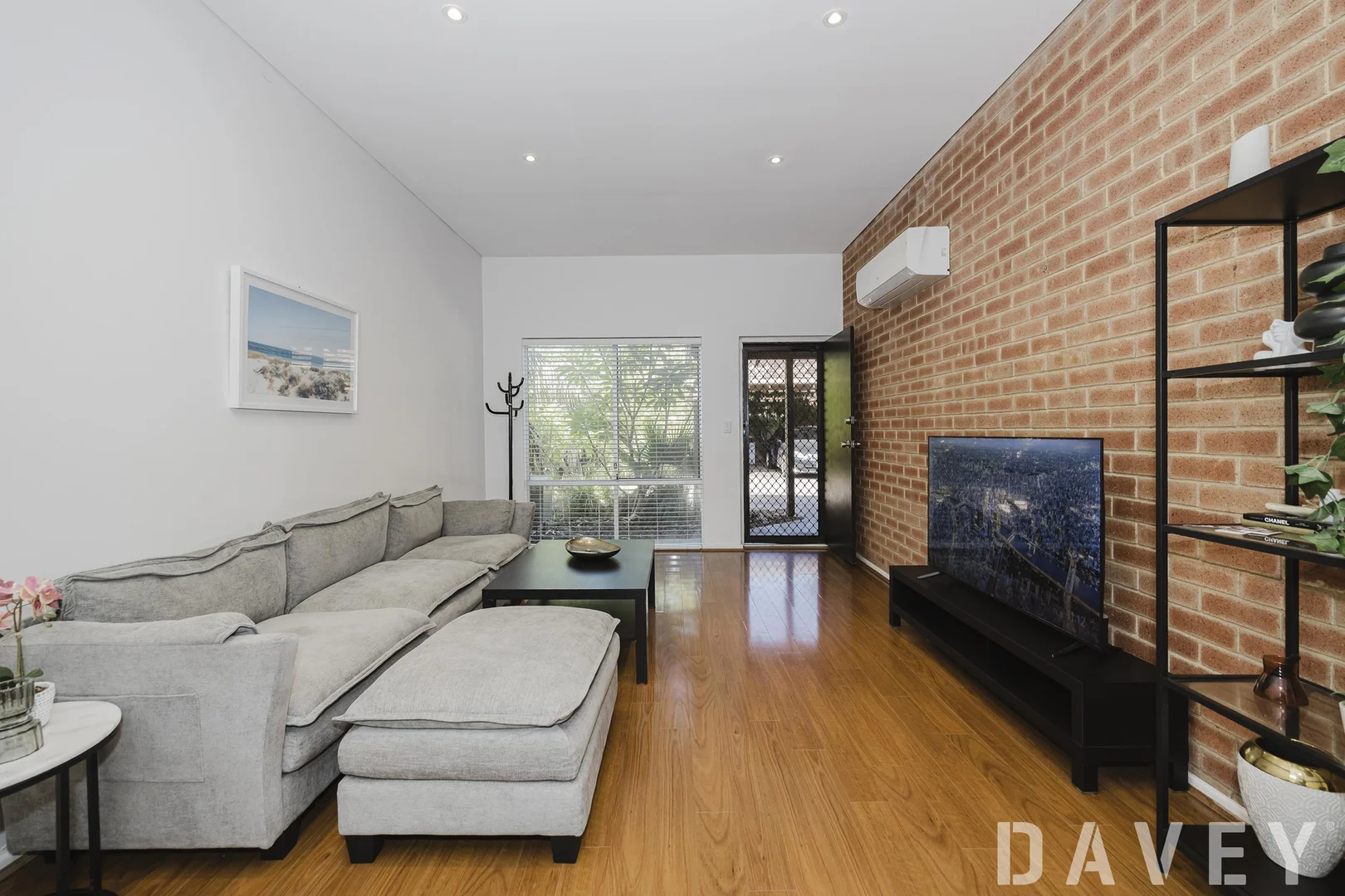 Additional image 5 of 2/10 Dover Road, Scarborough WA 6019