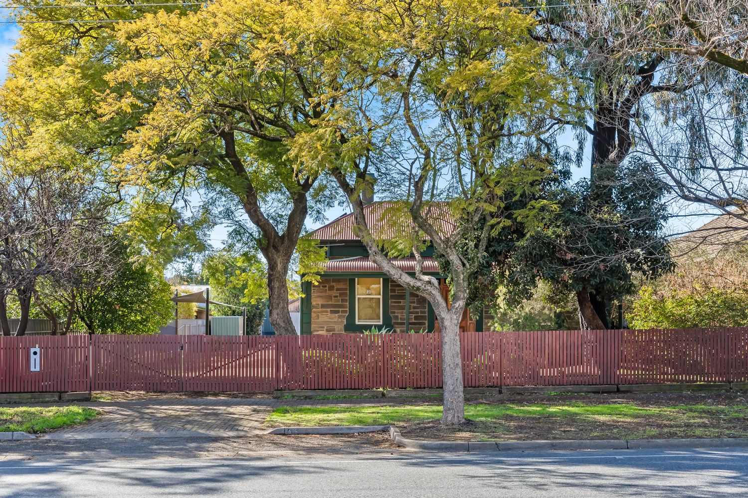 4 bedrooms House in 406 Glynburn Road ERINDALE SA, 5066