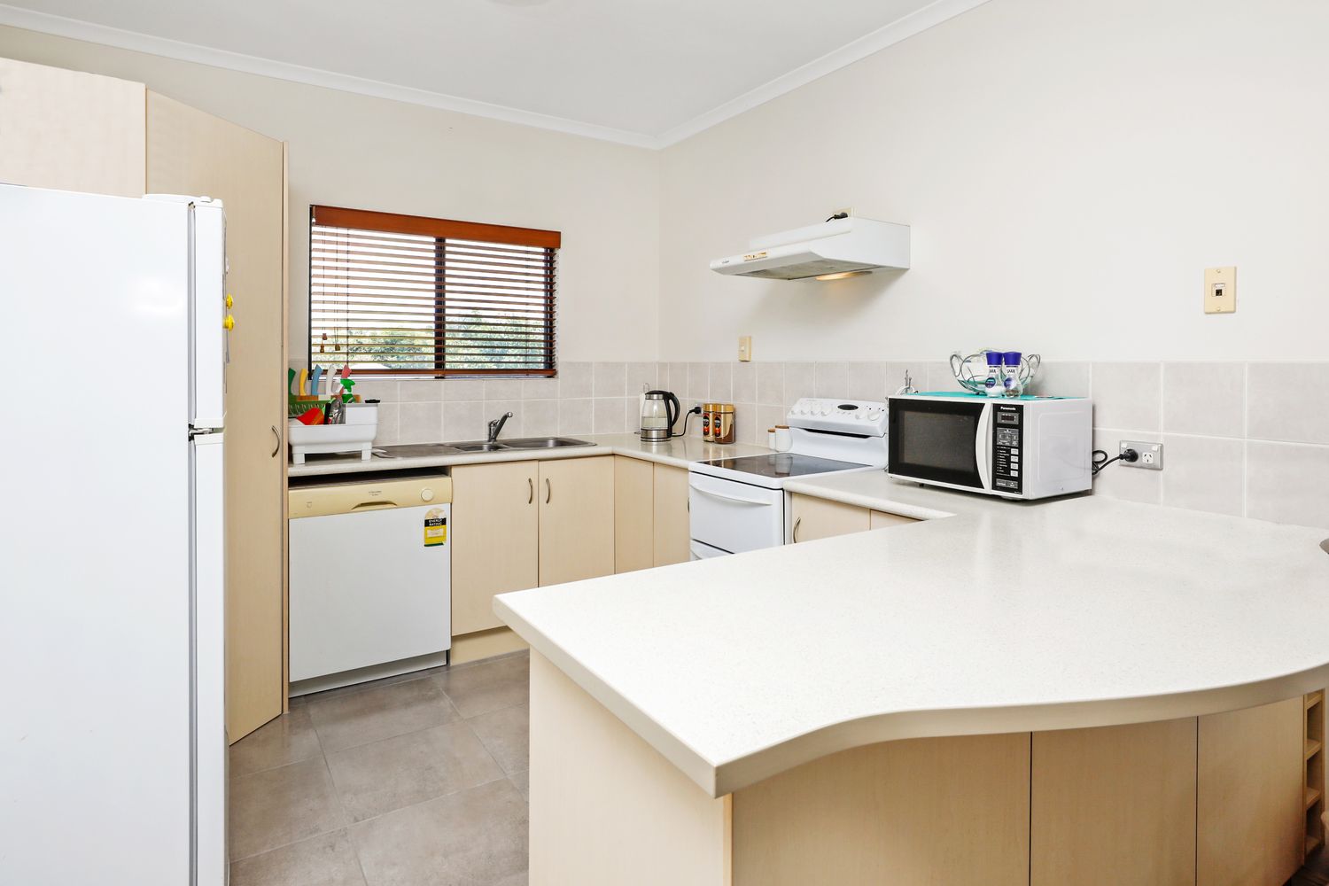 12/136 Trinity Beach Road, Trinity Beach QLD 4879, Image 2