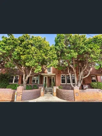 Primary image of UNIT 4/190 Beaumont Street, Hamilton NSW 2303