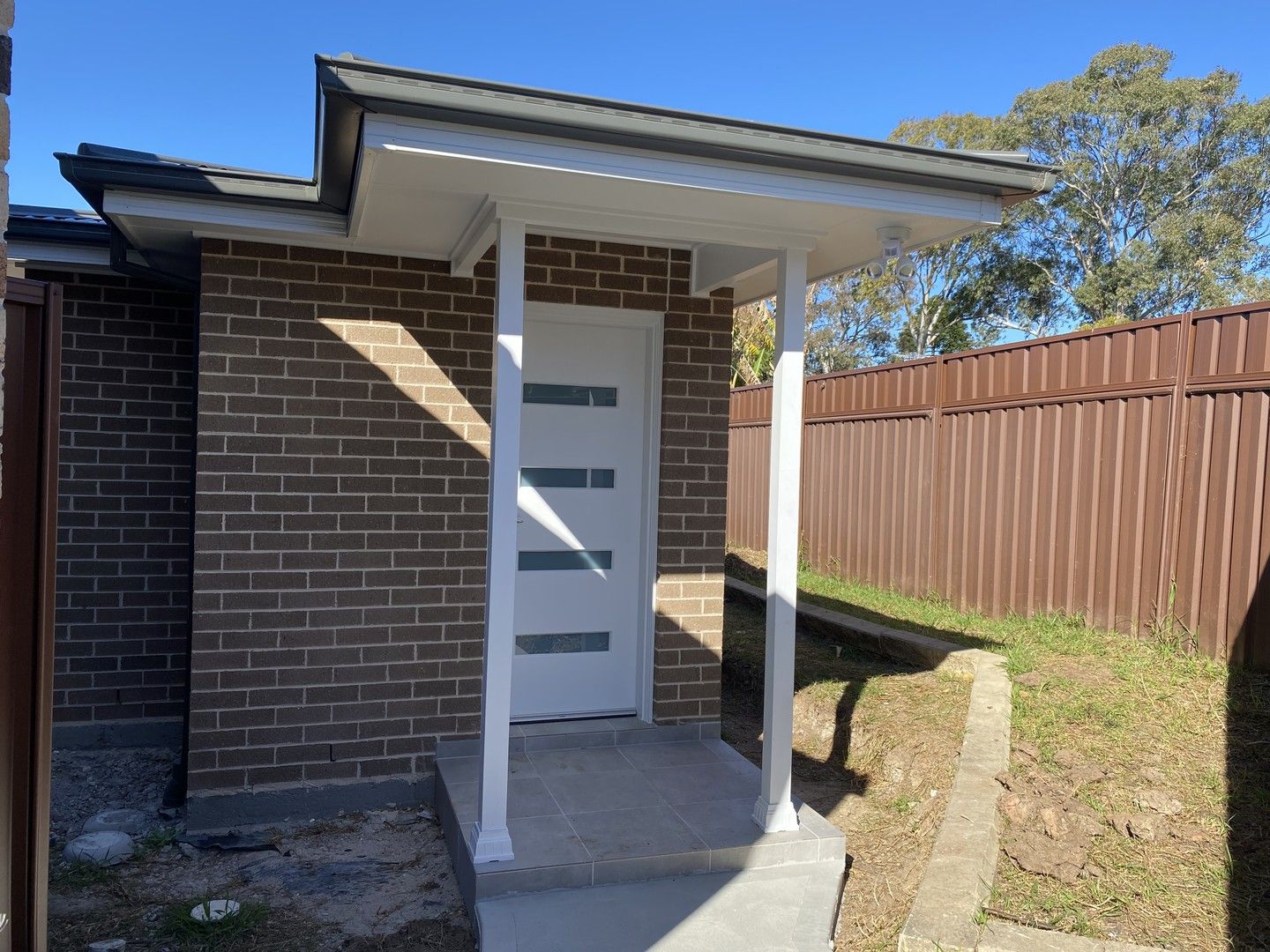 2 bedrooms House in 17A Groundsel Avenue MACQUARIE FIELDS NSW, 2564