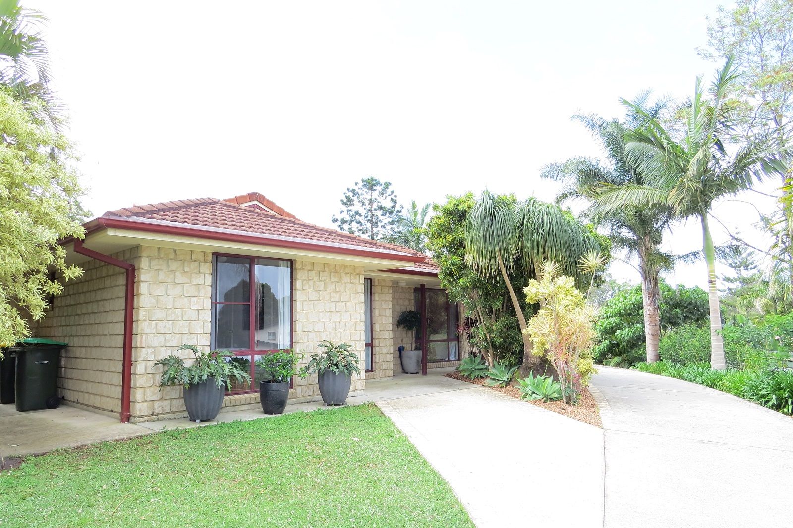 Ocean Shores NSW 2483 3 beds house for Rent, 750 16136491 Domain